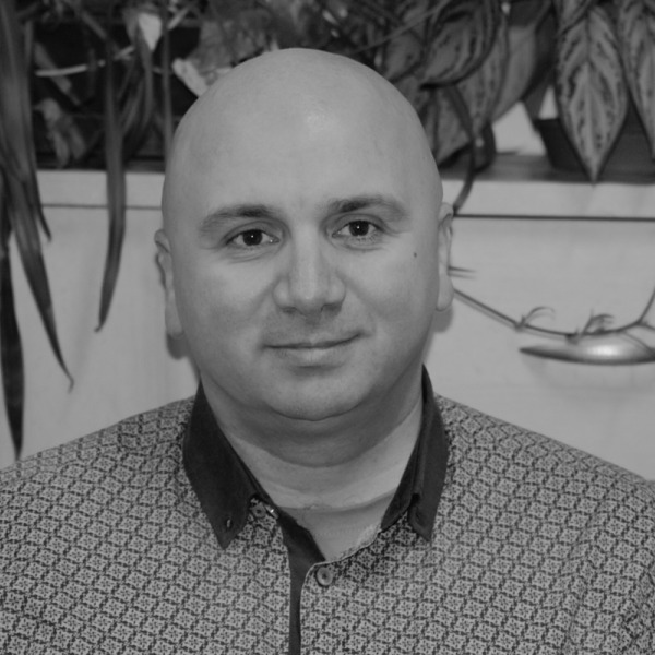 Marek Valda Marek Valda